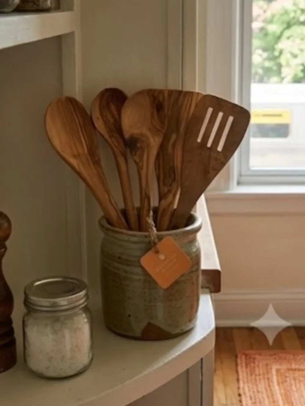 Brand NEW Handcrafted Olive Wood Kitchen Utensil Set (5 Pieces)